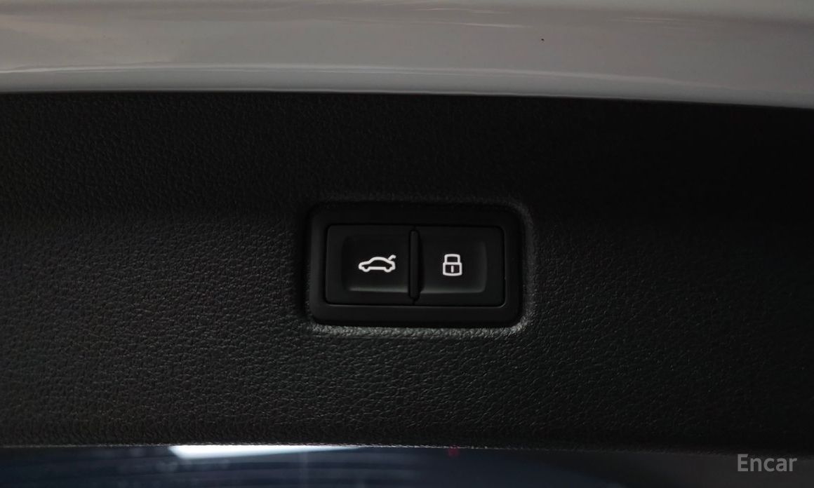 2020 Audi Q7 II (4M) Рестайлинг 45 TDI Quattro с пробегом 76 530 км
