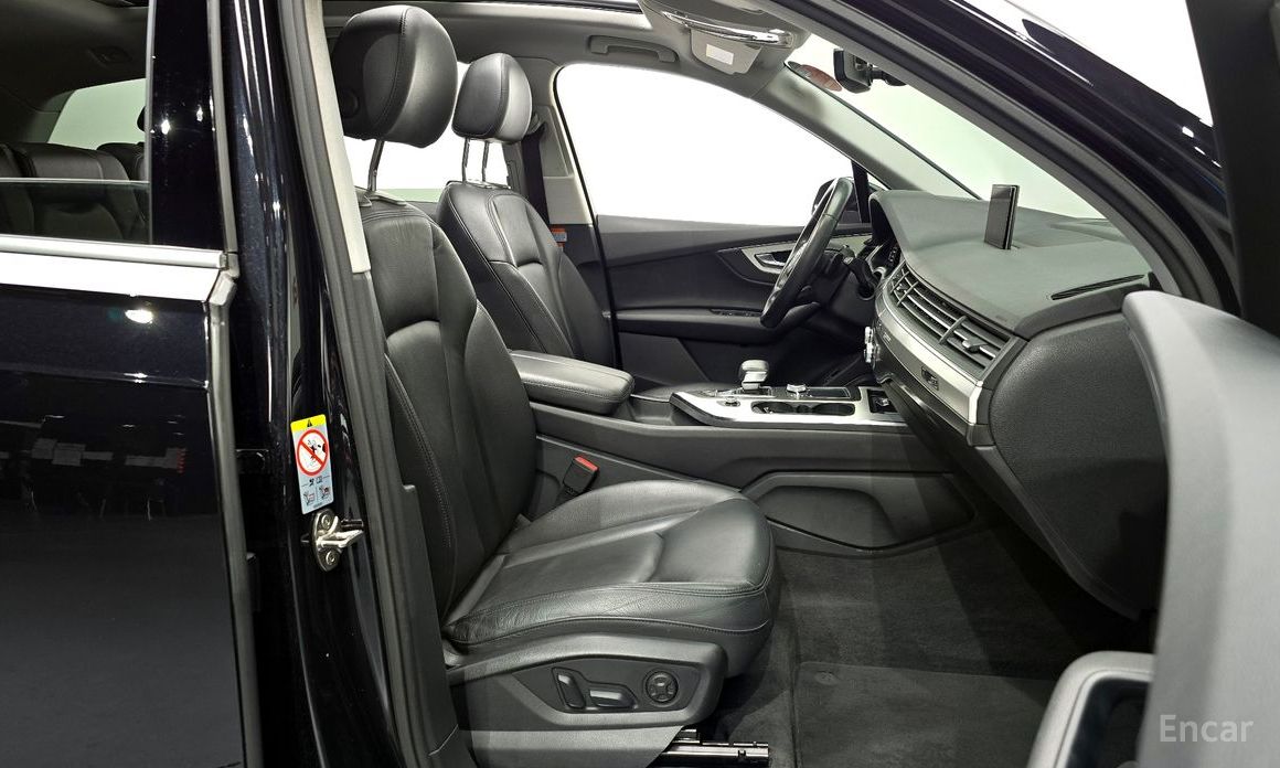 2019 Audi Q7 II (4M) Рестайлинг 45 TFSI Quattro с пробегом 132 370 км