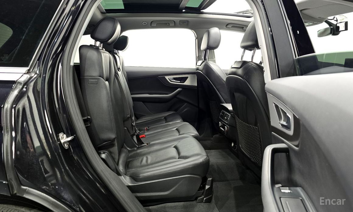 2019 Audi Q7 II (4M) Рестайлинг 45 TFSI Quattro с пробегом 132 370 км