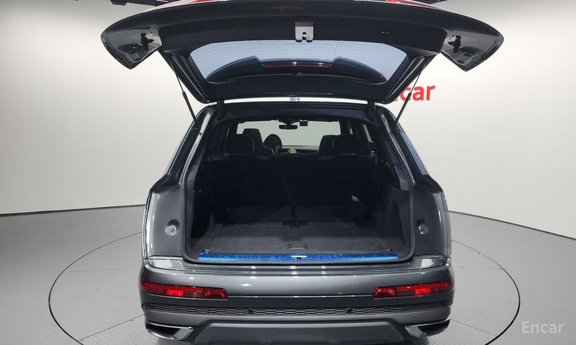 2021 Audi Q7 II (4M) Рестайлинг 50 TDI Quattro Premium с пробегом 56 524 км