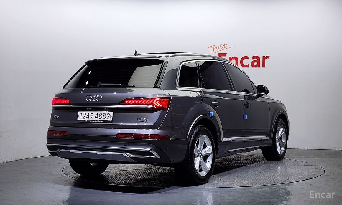 2020 Audi Q7 II (4M) Рестайлинг 45 TDI Quattro с пробегом 44 222 км