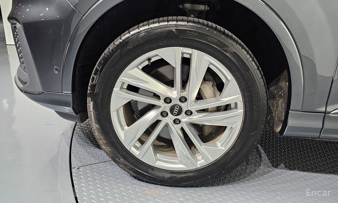 2021 Audi Q7 II (4M) Рестайлинг 45 TDI Quattro Premium с пробегом 56 829 км