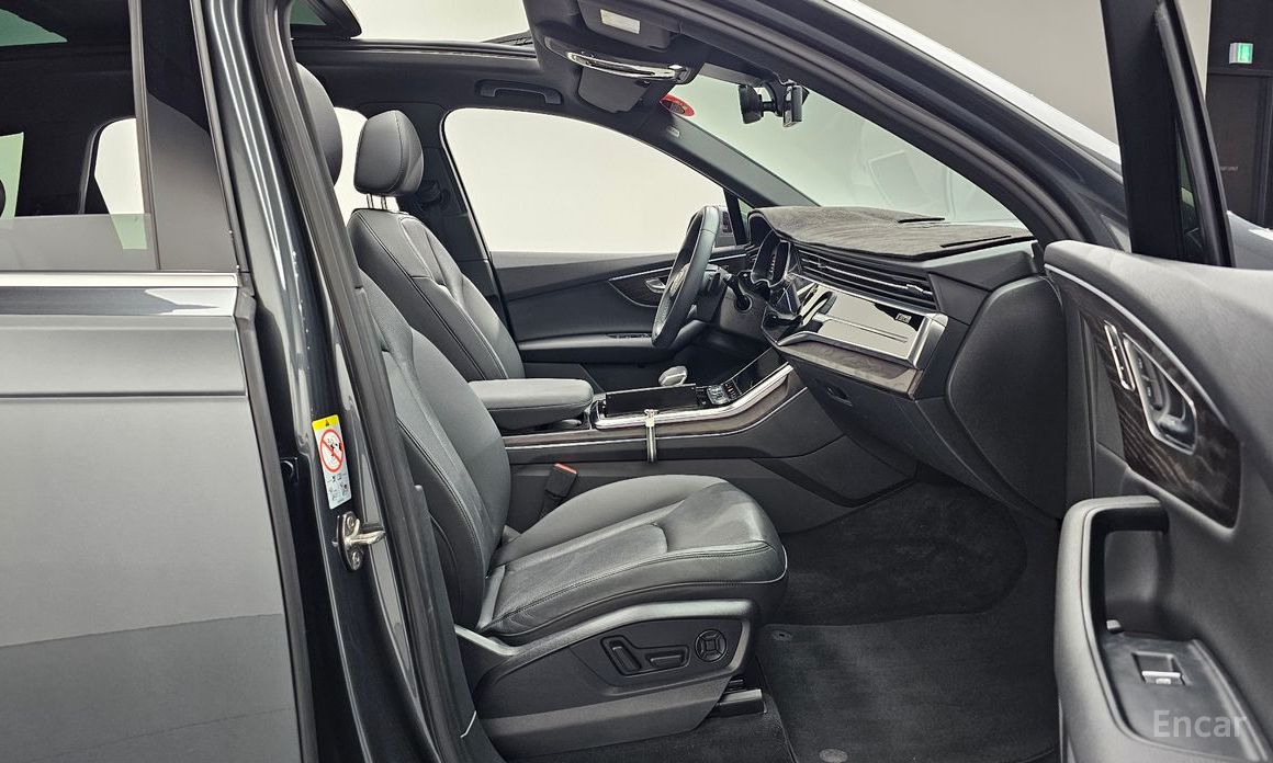 2021 Audi Q7 II (4M) Рестайлинг 45 TDI Quattro Premium с пробегом 56 829 км