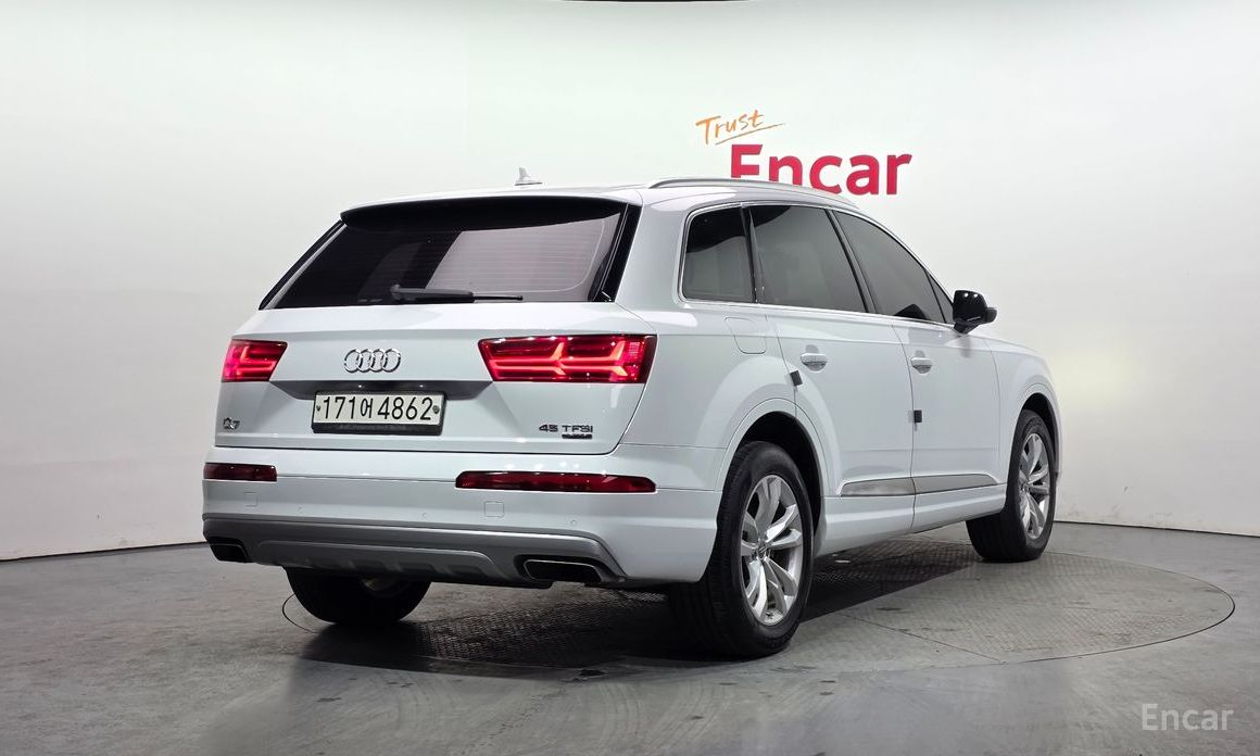 2019 Audi Q7 II (4M) Рестайлинг 45 TFSI Quattro с пробегом 76 904 км
