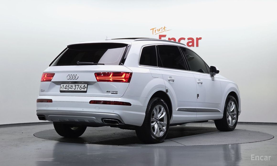 2019 Audi Q7 II (4M) Рестайлинг 45 TFSI Quattro с пробегом 83 584 км