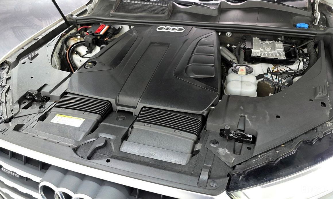 2019 Audi Q7 II (4M) Рестайлинг 45 TFSI Quattro с пробегом 76 904 км