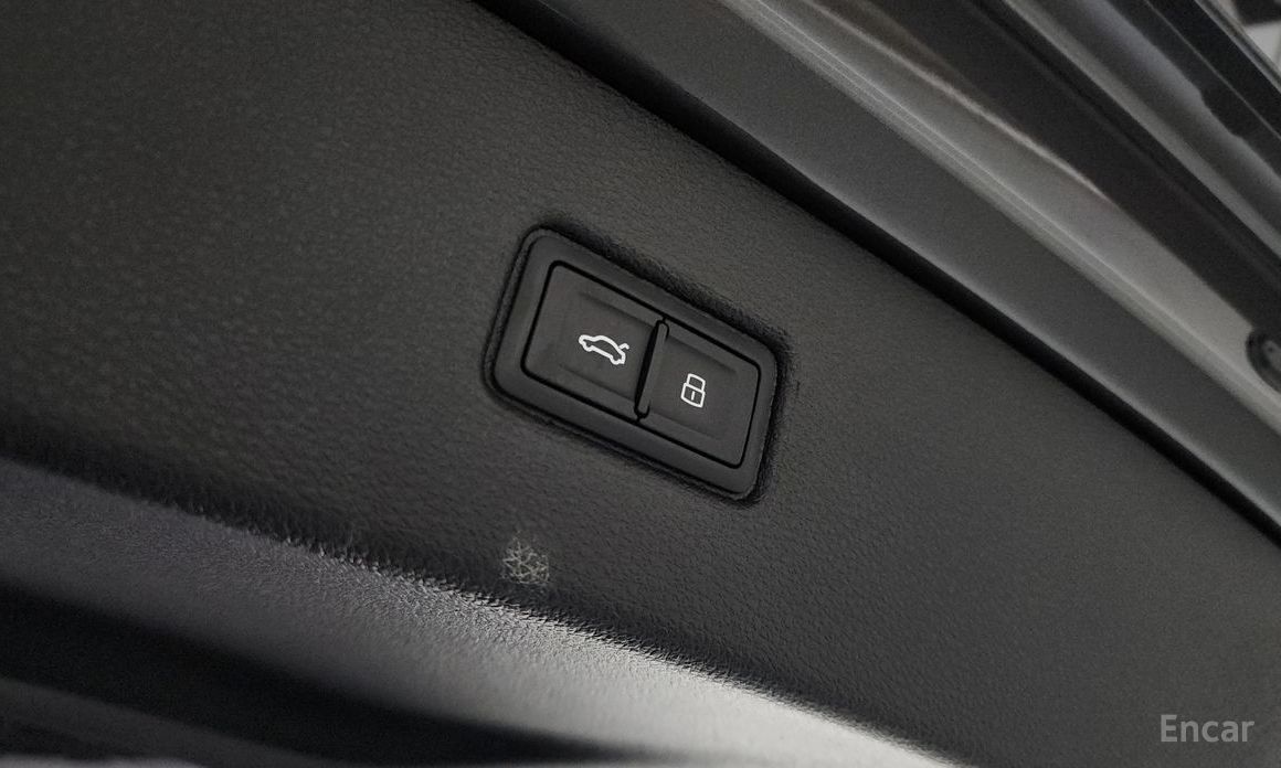 2020 Audi Q7 II (4M) Рестайлинг 45 TDI Quattro с пробегом 44 222 км