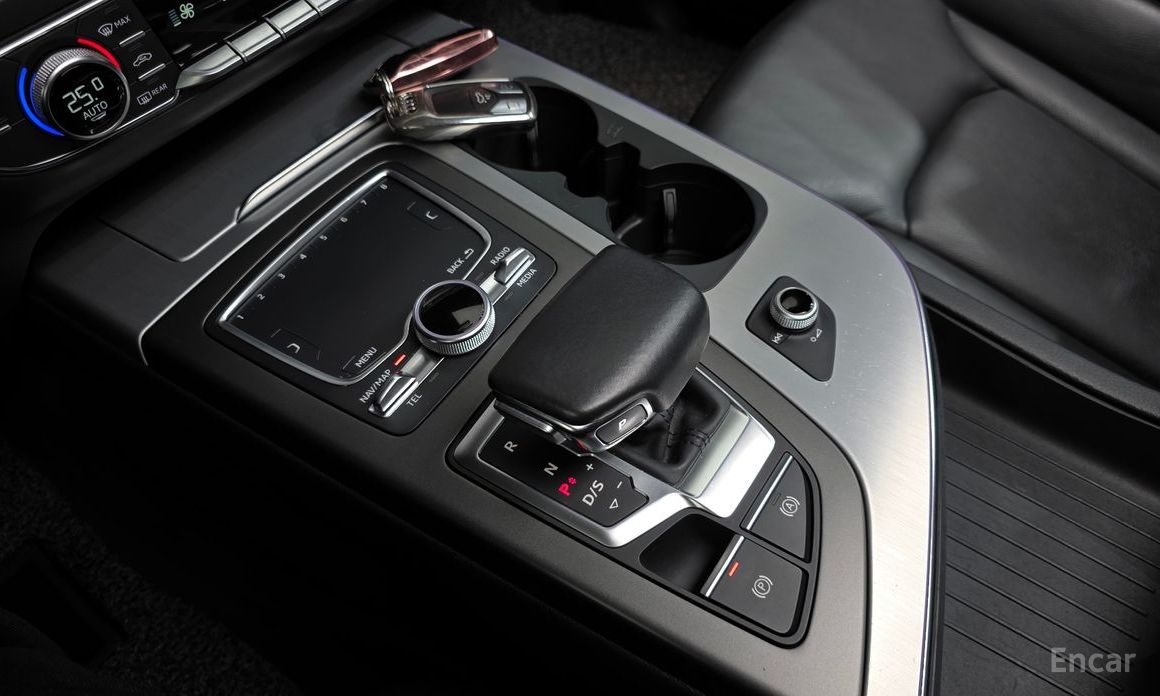 2019 Audi Q7 II (4M) Рестайлинг 45 TFSI Quattro с пробегом 83 584 км