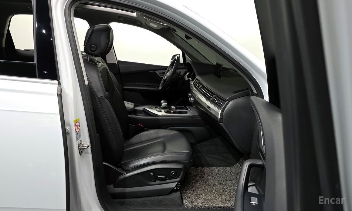 2019 Audi Q7 II (4M) Рестайлинг 45 TFSI Quattro с пробегом 83 584 км