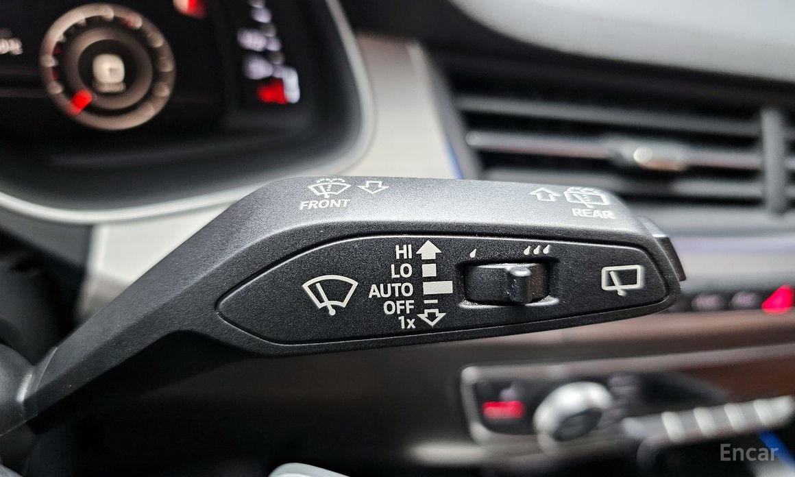 2019 Audi Q7 II (4M) Рестайлинг 45 TFSI Quattro с пробегом 43 953 км