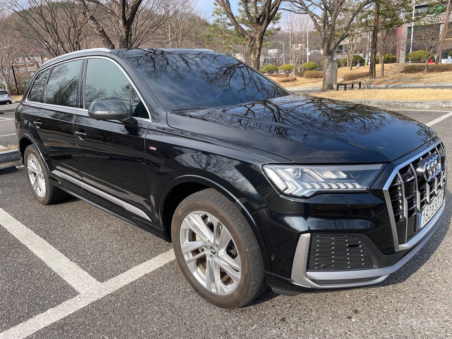 2022 Audi Q7 II (4M) Рестайлинг 45 TDI Quattro Premium с пробегом 138 000 км