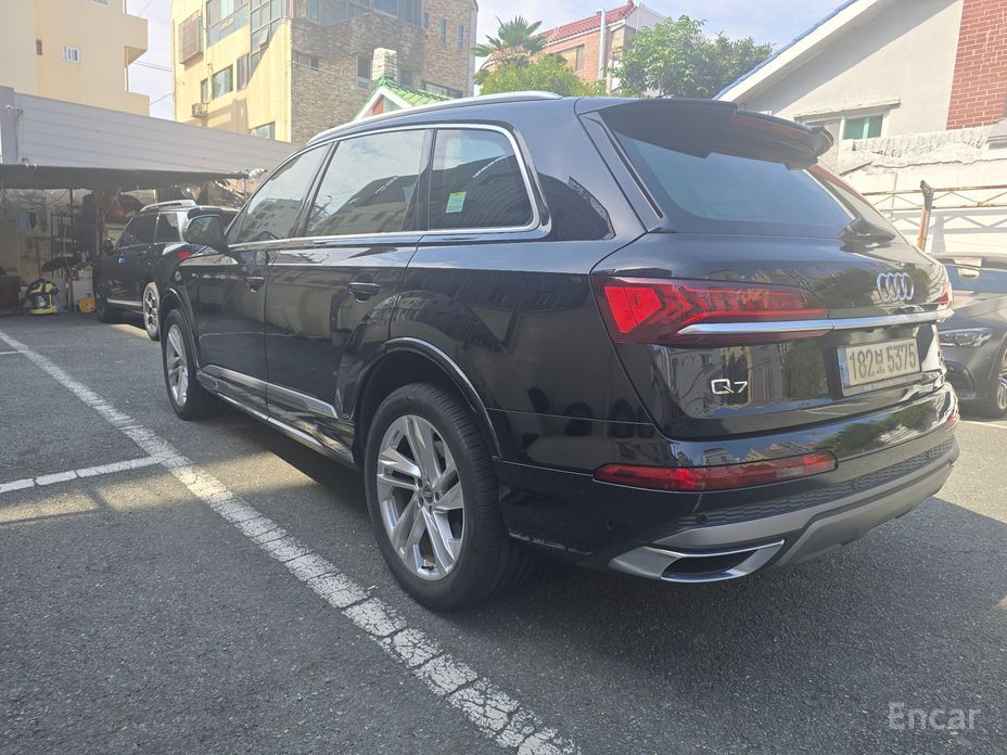 2022 Audi Q7 II (4M) Рестайлинг 45 TDI Quattro Premium с пробегом 138 000 км