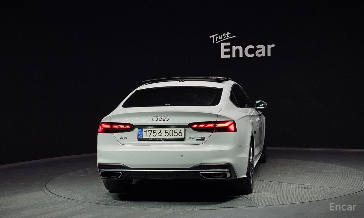 2022 Audi A5 II (F5) Рестайлинг 40 TFSI Quattro Sportback с пробегом 21 830 км