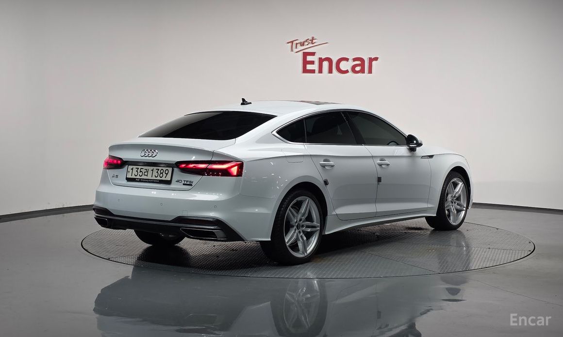 2022 Audi A5 II (F5) Рестайлинг 40 TFSI Quattro Sportback с пробегом 33 566 км