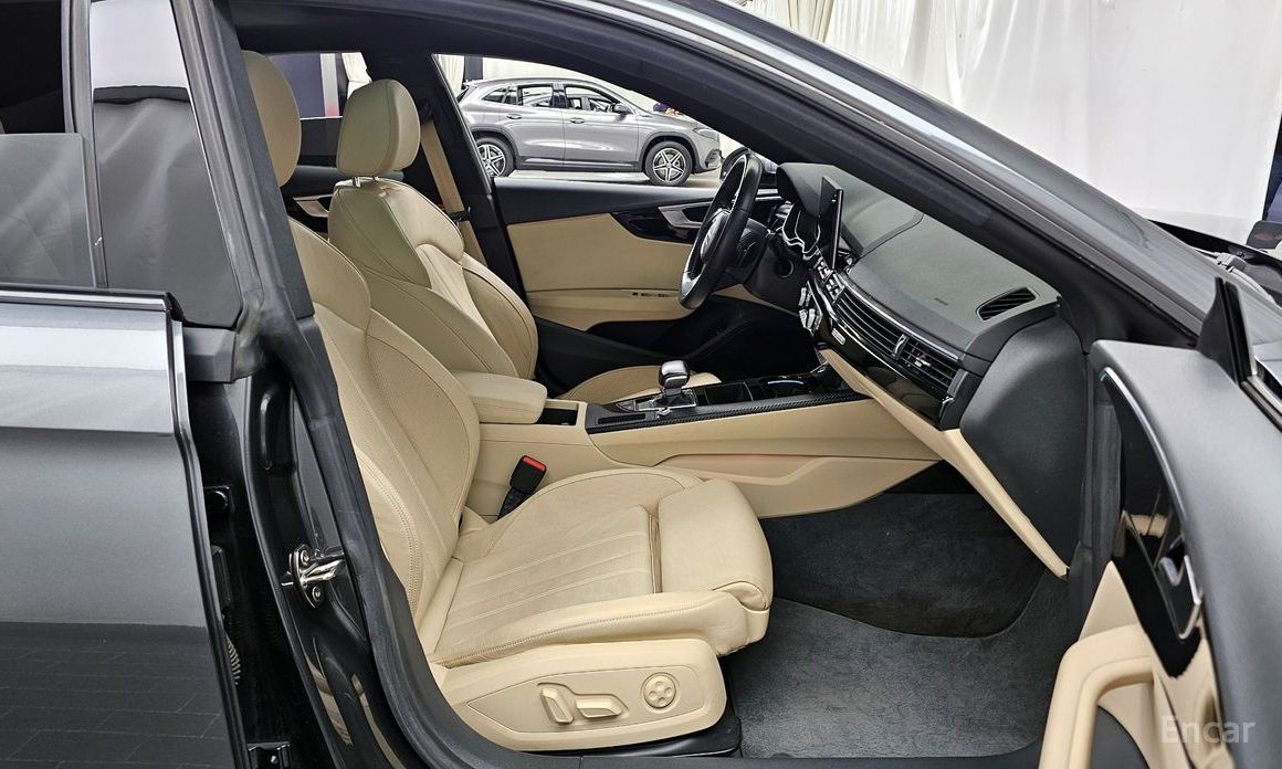 2020 Audi A5 II (F5) Рестайлинг 45 TFSI Quattro Premium Sportback с пробегом 87 450 км