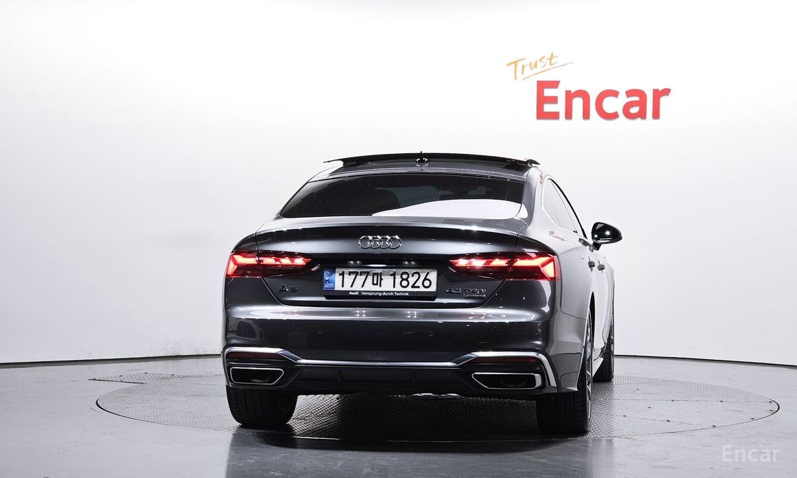2022 Audi A5 II (F5) Рестайлинг 40 TFSI Quattro Premium Sportback с пробегом 68 312 км