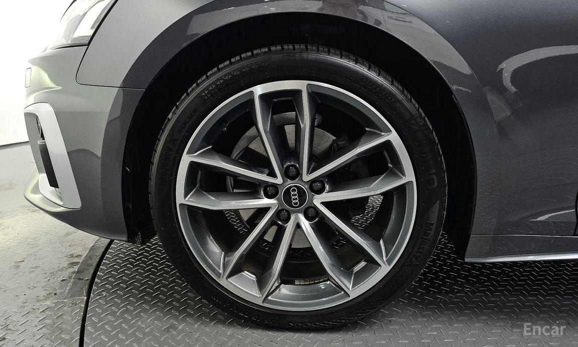 2022 Audi A5 II (F5) Рестайлинг 40 TFSI Quattro Premium Sportback с пробегом 68 312 км
