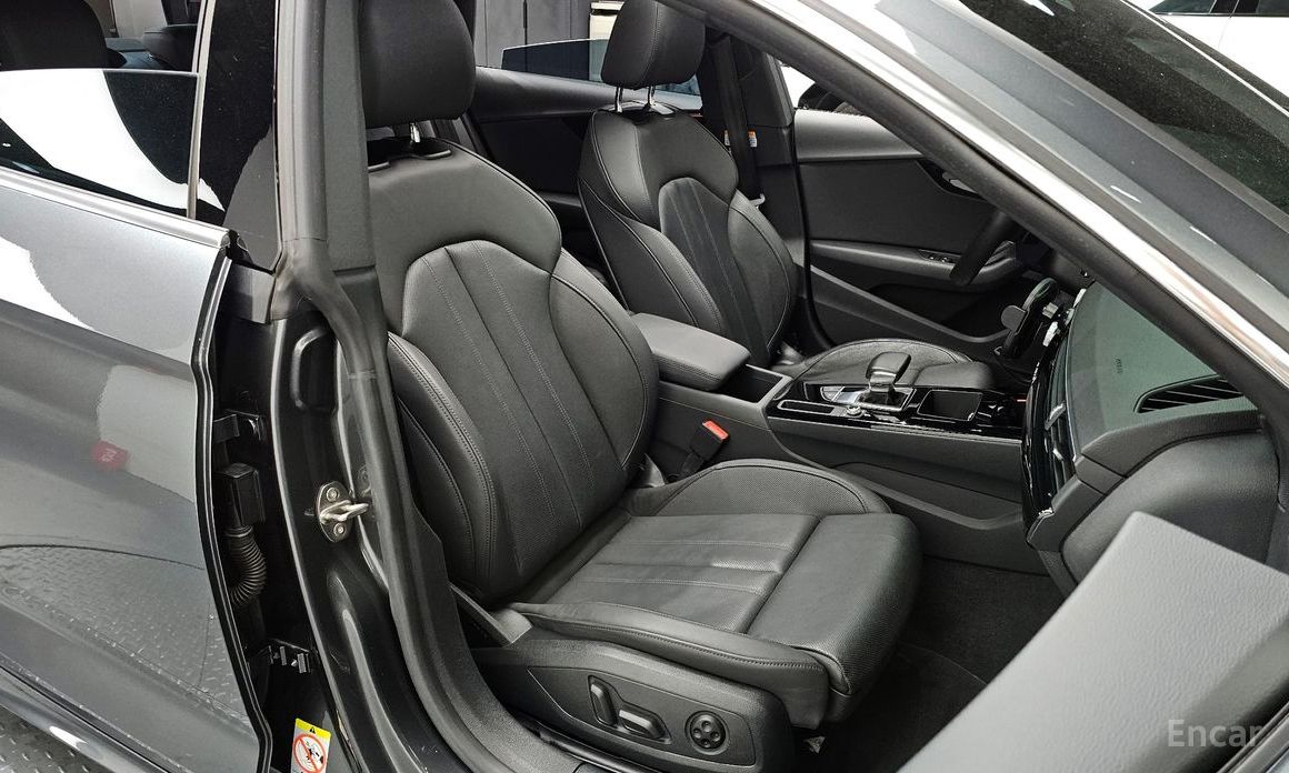 2022 Audi A5 II (F5) Рестайлинг 40 TFSI Quattro Premium Sportback с пробегом 68 312 км