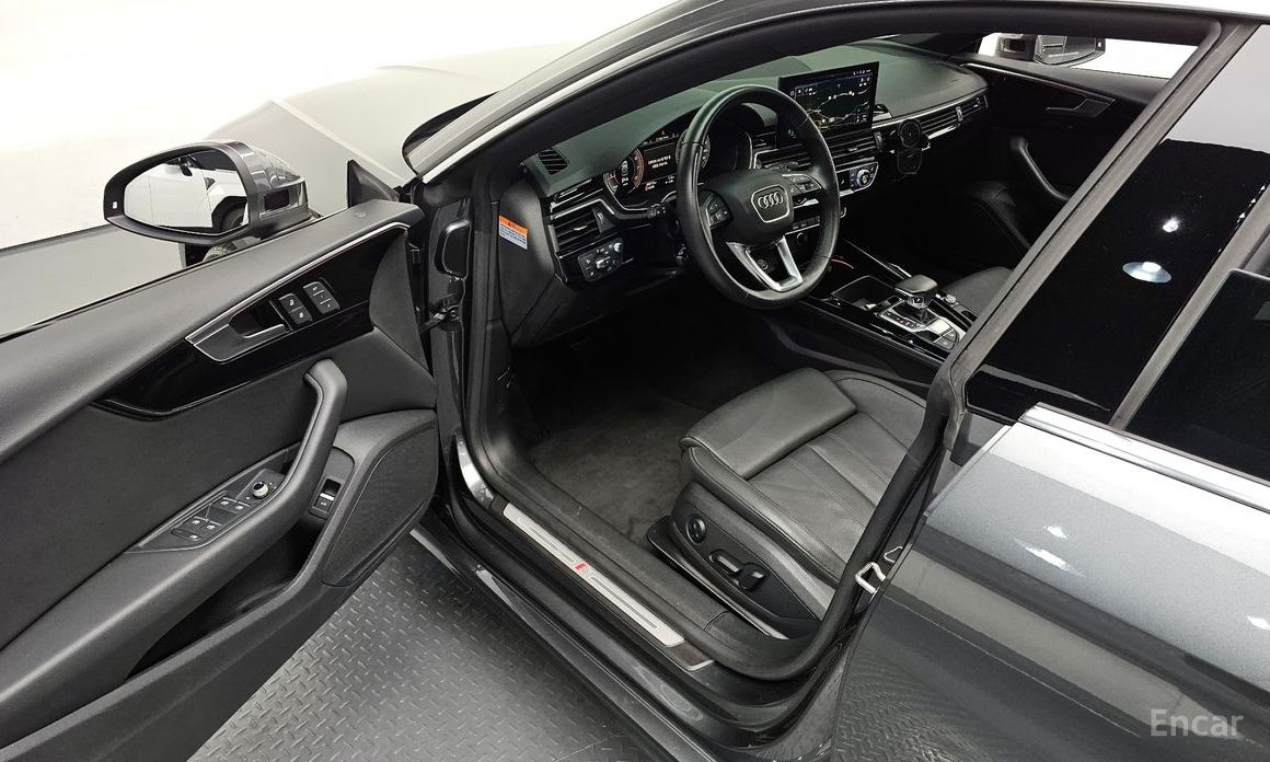 2022 Audi A5 II (F5) Рестайлинг 40 TFSI Quattro Premium Sportback с пробегом 68 312 км