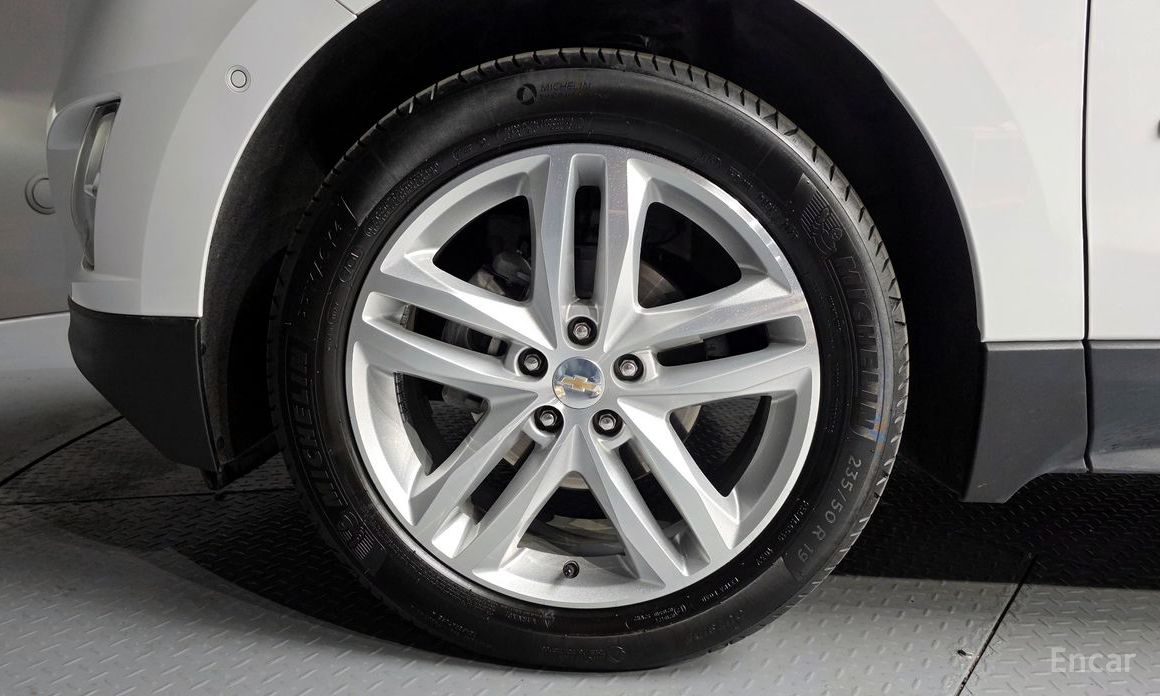 2020 Chevrolet Equinox III 2WD Premier Exclusive с пробегом 65 862 км