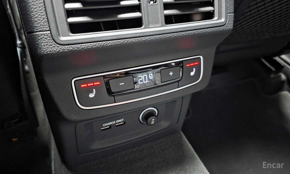 2022 Audi Q5 II (FY) Рестайлинг 40 TDI Quattro Sportback с пробегом 119 983 км