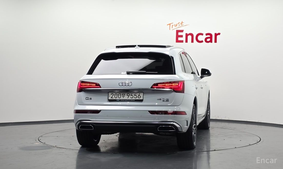 2024 Audi Q5 II (FY) Рестайлинг 45 TFSI Quattro Premium с пробегом 8 320 км