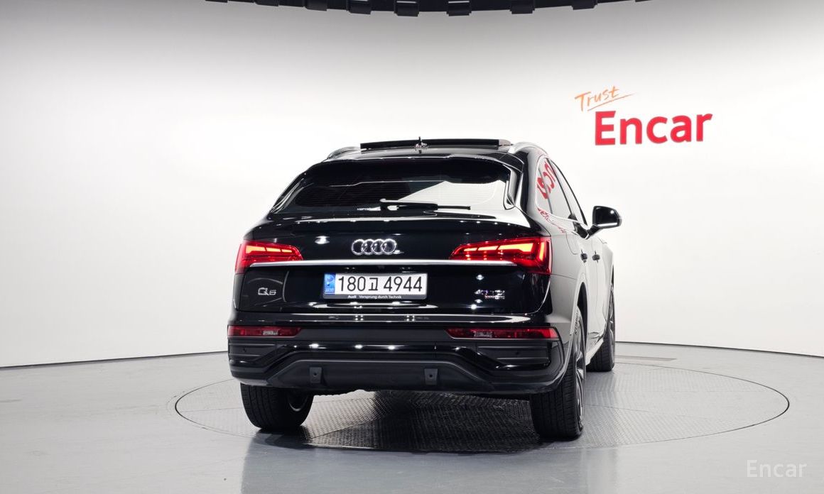 2022 Audi Q5 II (FY) Рестайлинг 40 TDI Quattro Sportback с пробегом 89 811 км