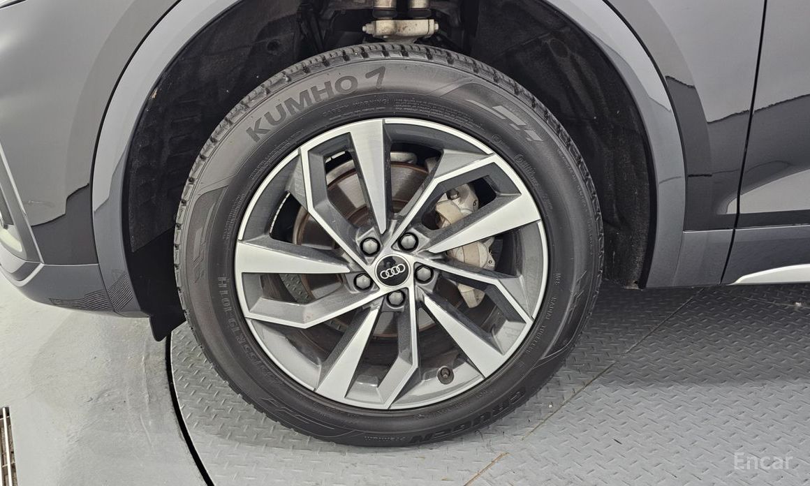 2022 Audi Q5 II (FY) Рестайлинг 40 TDI Quattro Sportback с пробегом 89 811 км