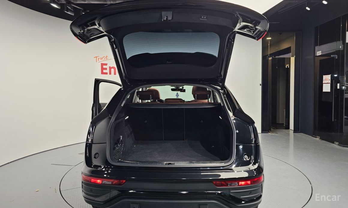 2022 Audi Q5 II (FY) Рестайлинг 40 TDI Quattro Sportback с пробегом 89 811 км