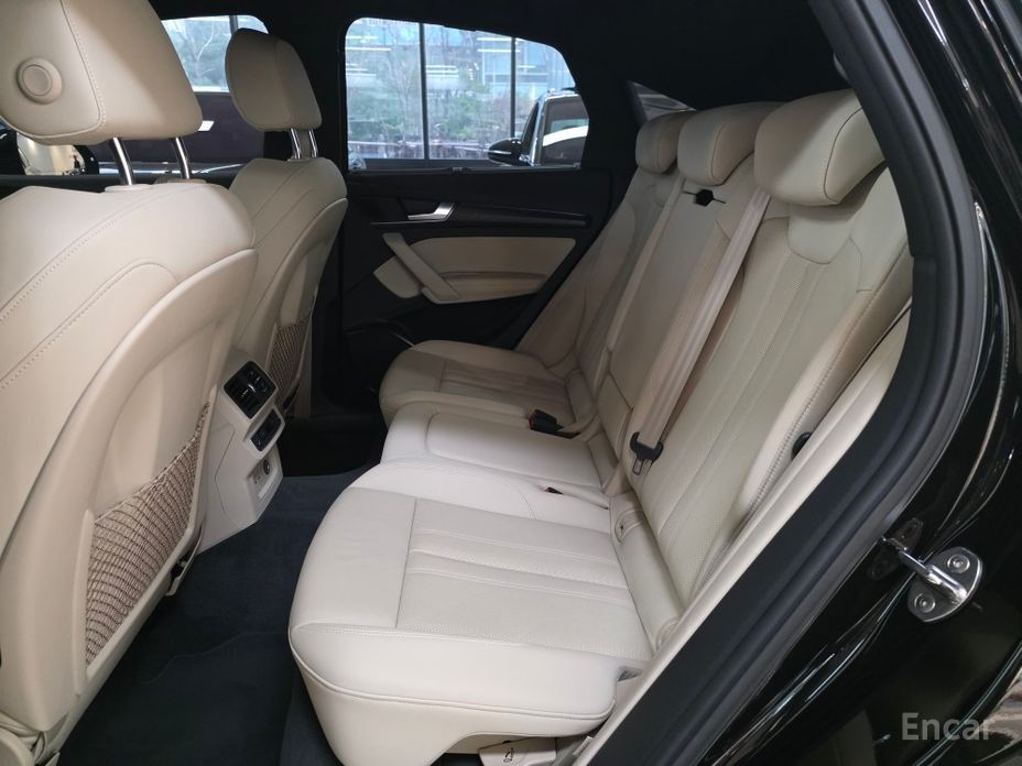 2023 Audi Q5 II (FY) Рестайлинг 45 TFSI Quattro Premium Sportback с пробегом 43 449 км