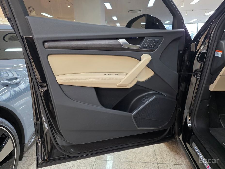 2023 Audi Q5 II (FY) Рестайлинг 45 TFSI Quattro Premium Sportback с пробегом 43 449 км