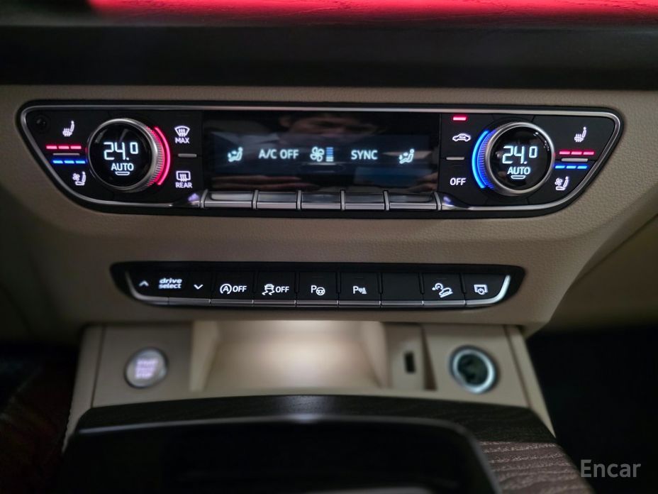2023 Audi Q5 II (FY) Рестайлинг 45 TFSI Quattro Premium Sportback с пробегом 43 449 км