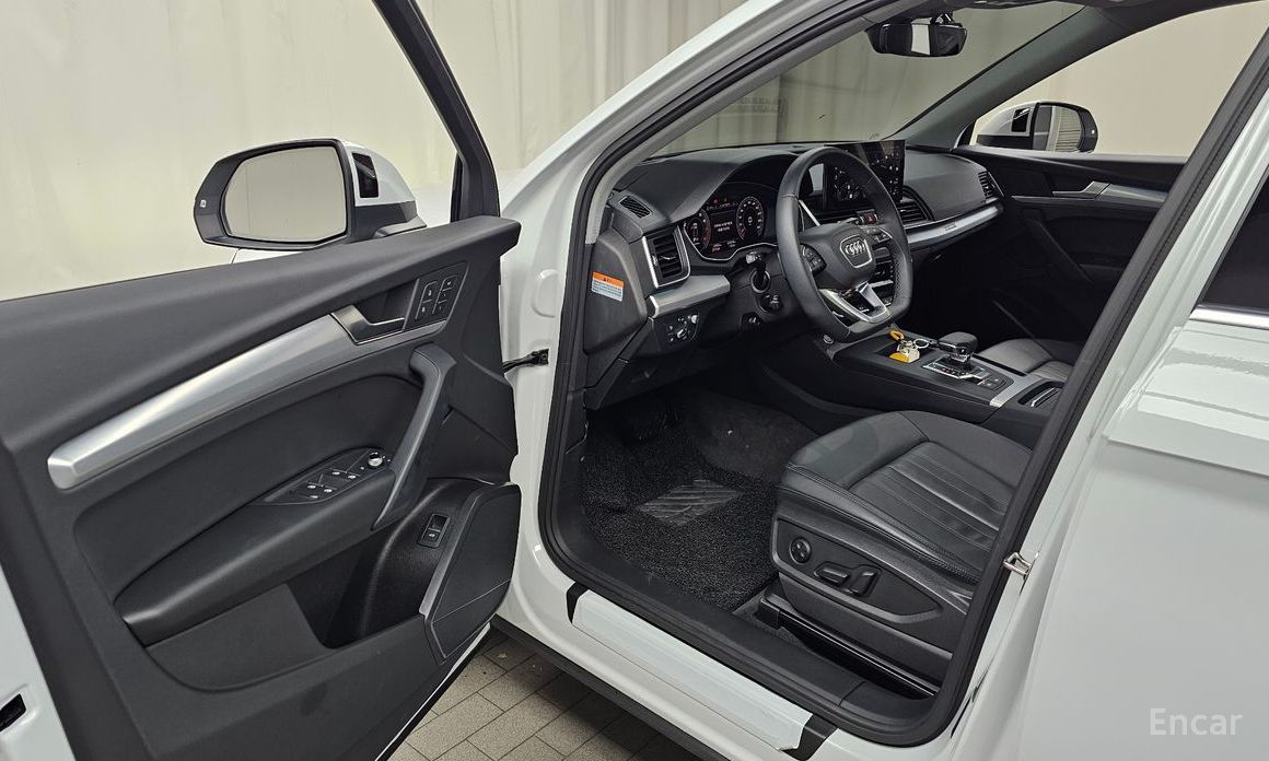 2023 Audi Q5 II (FY) Рестайлинг 45 TFSI Quattro с пробегом 13 555 км