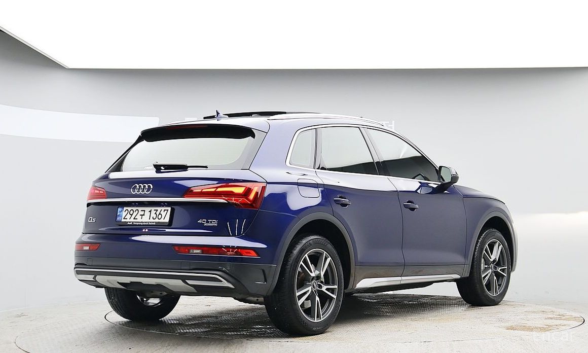 2022 Audi Q5 II (FY) Рестайлинг 40 TDI Quattro с пробегом 35 480 км