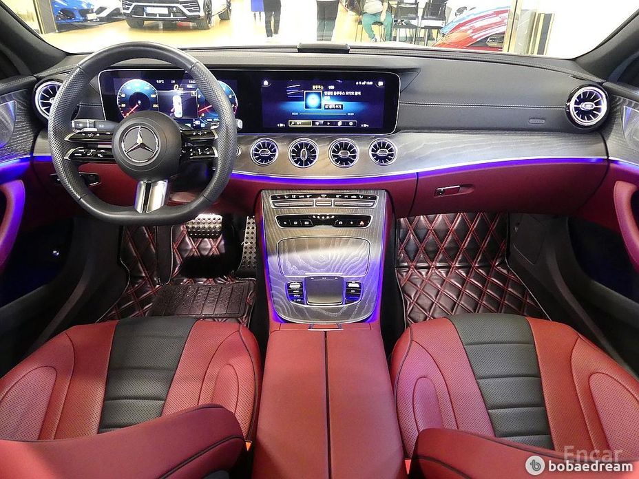 2023 Mercedes-Benz CLS III (C257) Рестайлинг CLS450 4MATIC с пробегом 12 000 км