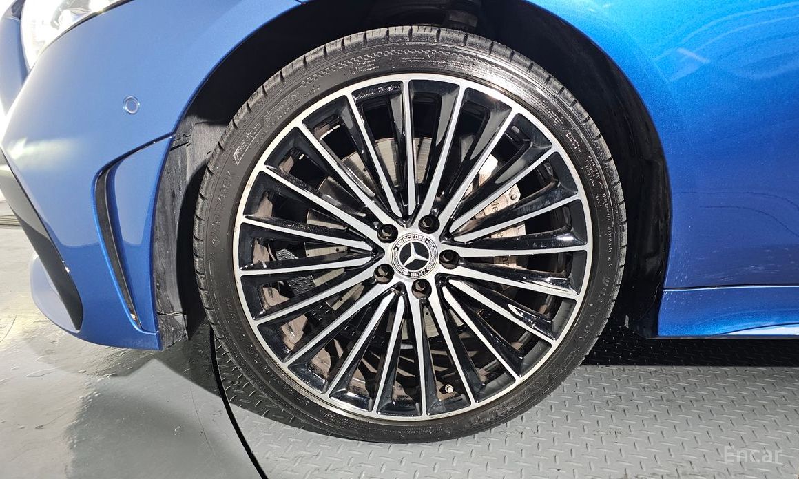 2022 Mercedes-Benz CLS III (C257) Рестайлинг CLS450 4MATIC с пробегом 35 455 км