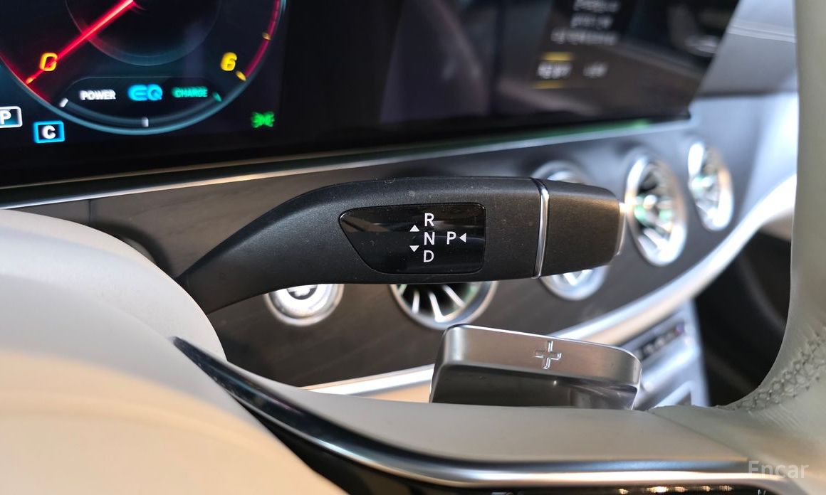 2022 Mercedes-Benz CLS III (C257) Рестайлинг CLS300d 4MATIC с пробегом 42 241 км