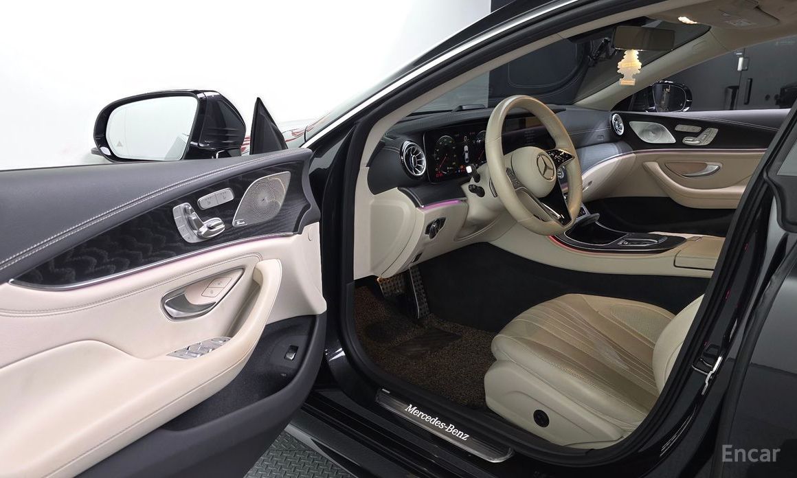 2022 Mercedes-Benz CLS III (C257) Рестайлинг CLS300d 4MATIC с пробегом 42 241 км