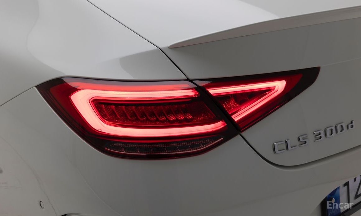 2022 Mercedes-Benz CLS III (C257) Рестайлинг CLS300d 4MATIC с пробегом 38 322 км