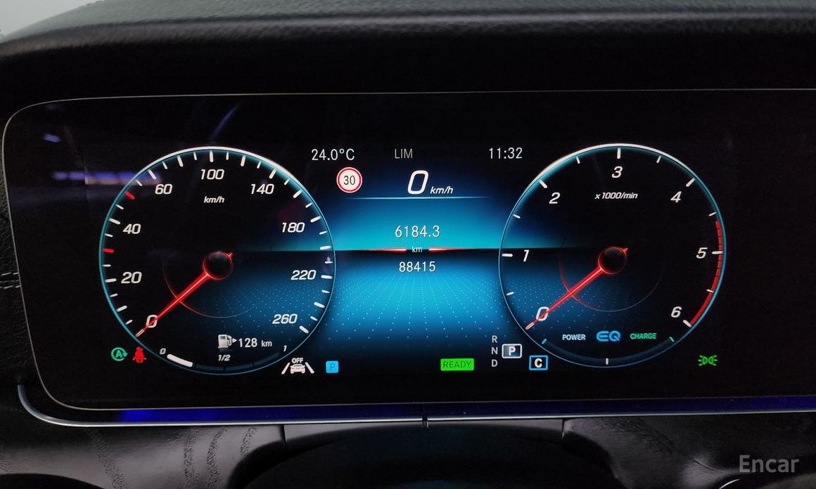 2022 Mercedes-Benz CLS III (C257) Рестайлинг CLS300d 4MATIC с пробегом 88 415 км