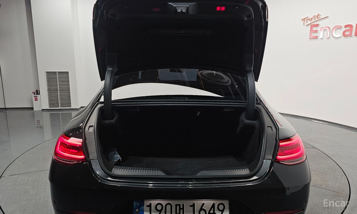 2022 Mercedes-Benz CLS III (C257) Рестайлинг CLS300d 4MATIC с пробегом 118 574 км