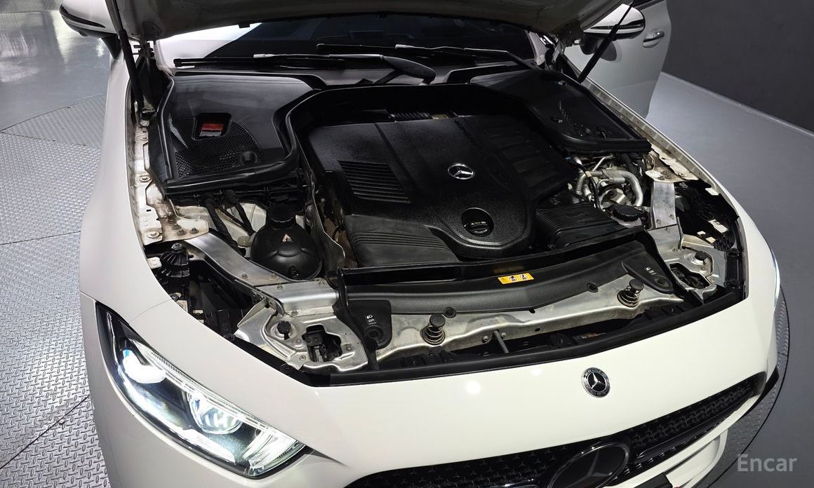 2022 Mercedes-Benz CLS III (C257) Рестайлинг CLS450 4MATIC с пробегом 48 799 км