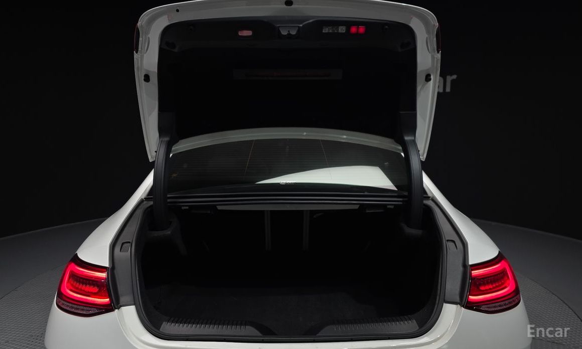 2023 Mercedes-Benz CLS III (C257) Рестайлинг CLS300d 4MATIC с пробегом 53 107 км