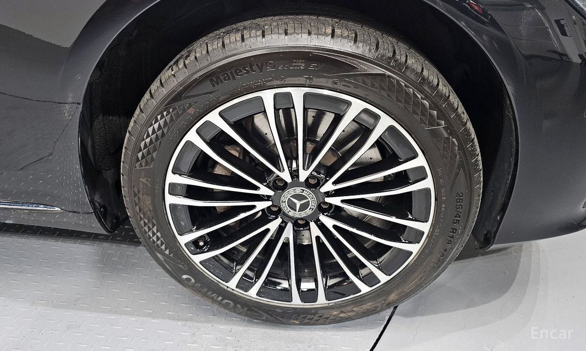 2022 Mercedes-Benz S-Класс VII (W223) S350 d с пробегом 106 536 км
