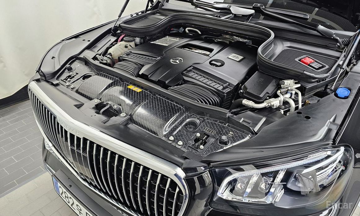 2023 Mercedes-Benz GLS II (X167) Maybach GLS600 4MATIC с пробегом 36 830 км