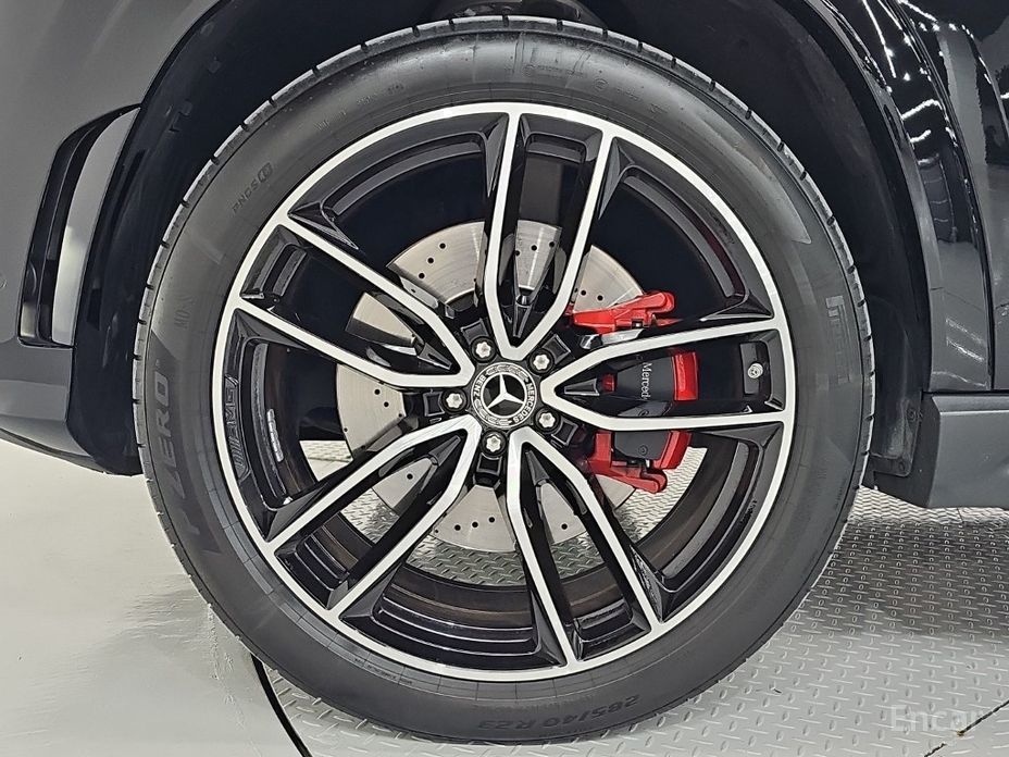2023 Mercedes-Benz GLS II (X167) GLS580 4MATIC AMG Line с пробегом 39 919 км
