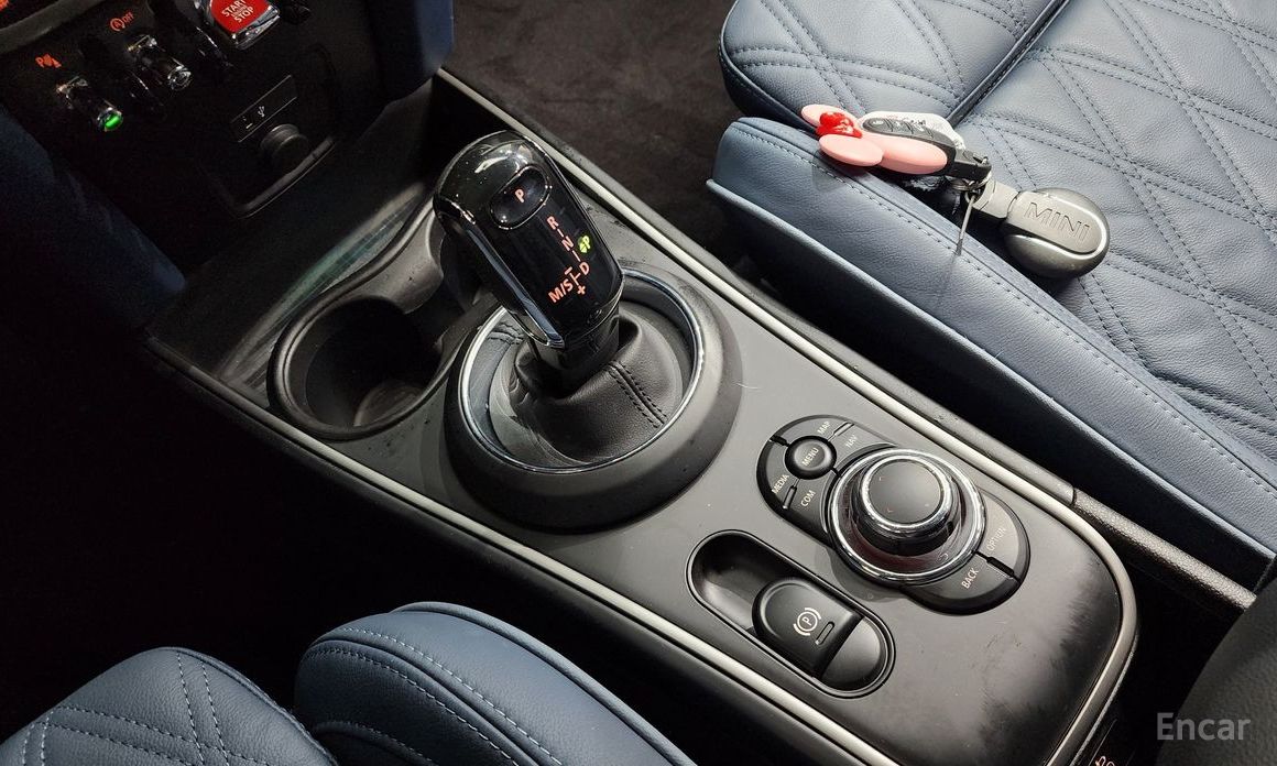 2023 Mini Countryman II Рестайлинг ALL4 Classic Launch Pack 2nd с пробегом 14 511 км