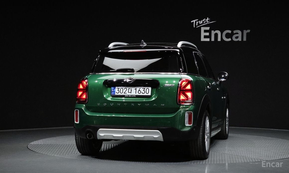 2023 Mini Countryman II Рестайлинг Classic Plus Launch Pack 2nd Gen с пробегом 32 761 км