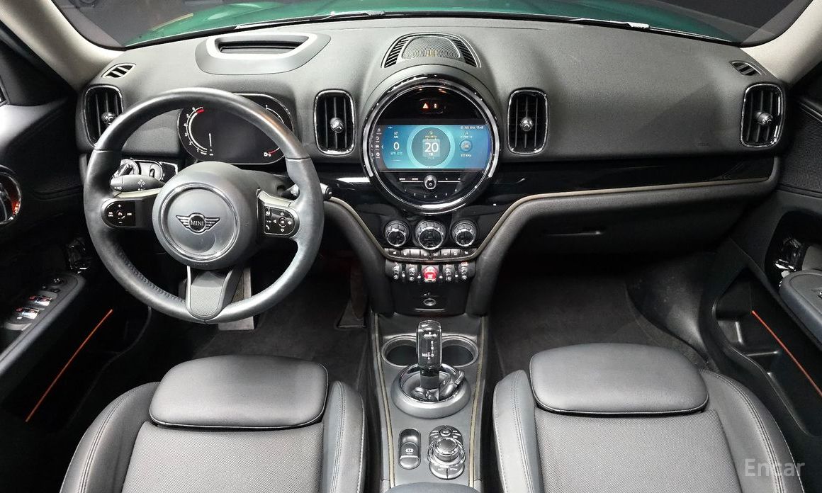2023 Mini Countryman II Рестайлинг Classic Plus Launch Pack 2nd Gen с пробегом 32 761 км