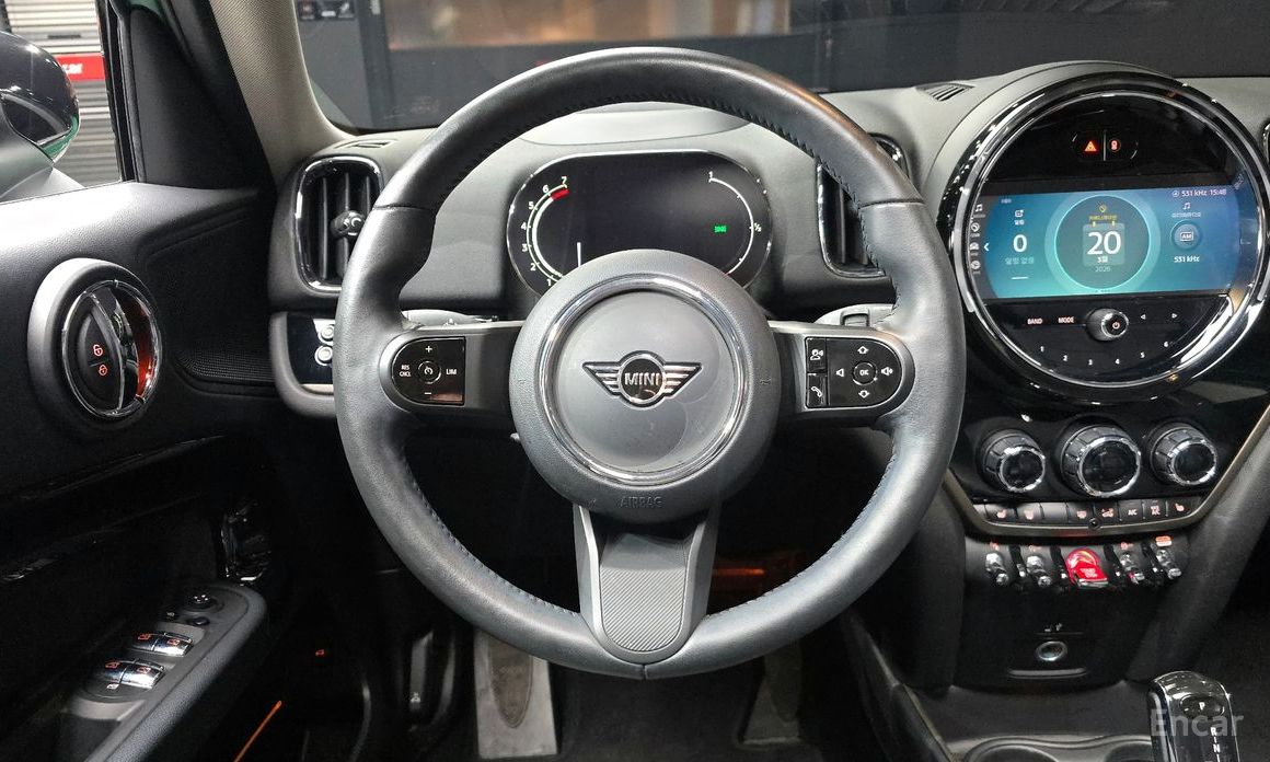 2023 Mini Countryman II Рестайлинг Classic Plus Launch Pack 2nd Gen с пробегом 32 761 км